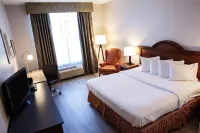 Country Inn & Suites by Radisson, Harrisburg West Mechanicsburg - parking