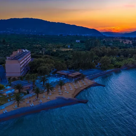 Long Beach Hotel & Resort