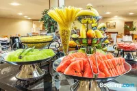 Ramada by Wyndham Sofia City Center - Desayuno