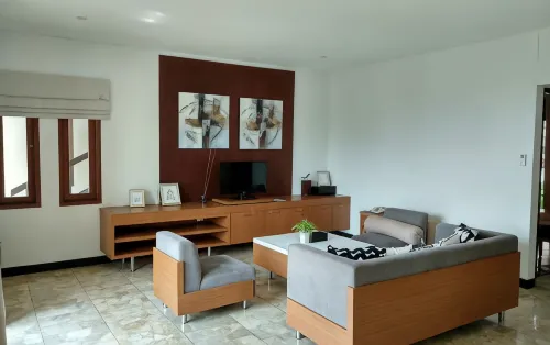 Bukit Jaya Residence & Apartment Semarang - Villas