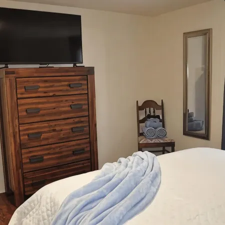 Low Rent Rendezvous