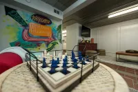 Downtown Hideaway on trendy Denton square - 2-stjärniga
