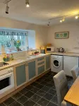 Stable Cottage -  spacious one level cottage with private courtyard. - Homestays