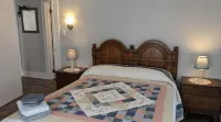 Family-friendly home in peaceful village setting, super clean,"The Rose Cottage" - Homestays
