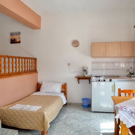 Ambeles Apartments