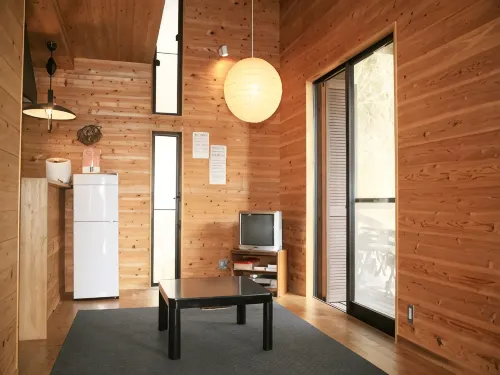 Kashibesso Furuyu Woody House D