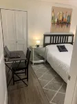 Modern, stylish, bright and peaceful 2 Bedroom New Suite. Fully licensed