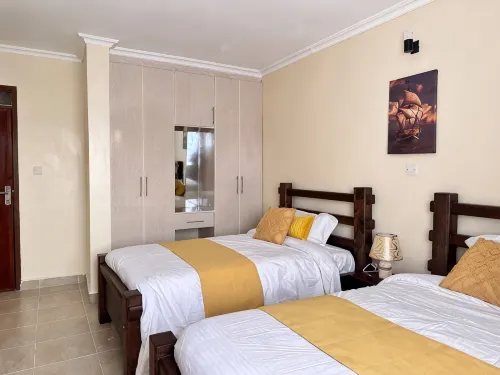 Exquisite fully furnished 2 bedroom 2 bath penthouse 5mins from city center