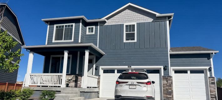 Newer build with 4 bedrooms, large backyard and beautiful mountain views. Hotels in Weld County