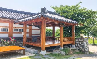 Hampyeong Nabirang Hanok Stay