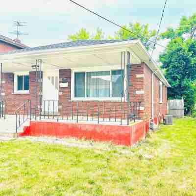 Niagara Falls House - 4 mins to Falls Hotel Exterior