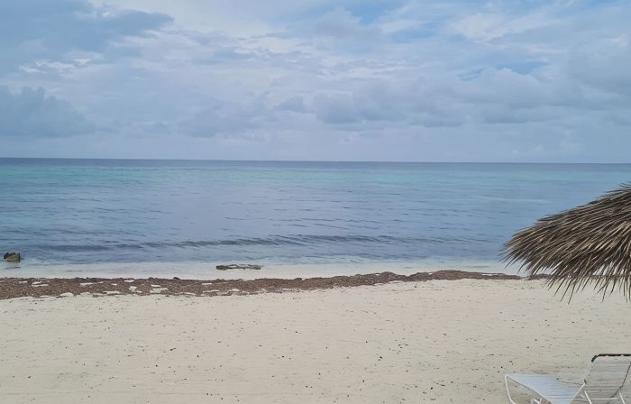 Cozy Beach Cottage at The Sea Lodges in Cayman Kai