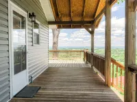 Pops Cozy Cabin w/ an incredible valley view. Gas firepit, full kitchen and more - 4-Star