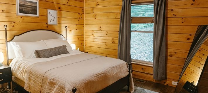 "Alpine Hills" Cozy Hideaway RRG Cabin w/ Hot Tub Hotels in Powell County