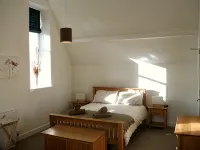 Best views of Loch Ness - Historic Abbey - Short-break and Last Minute Discounts - Wifi