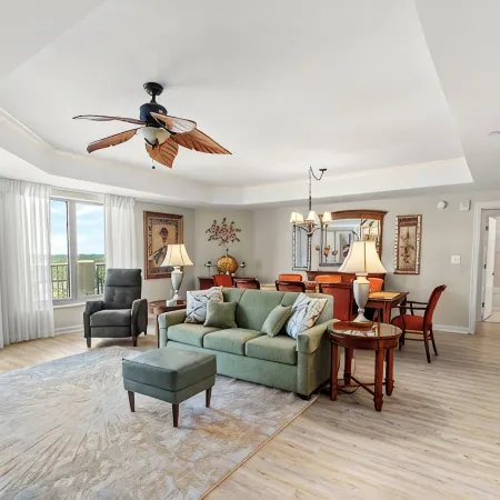 2Br Royale Palms #1104- Pool Passes Included!