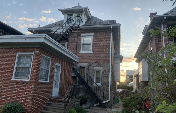 Continental travelers suite!! Spacious apartment, 5 minutes from Dorney Park !!