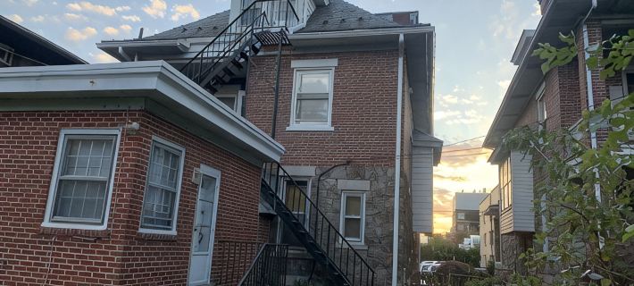 Continental travelers suite!! Spacious apartment, 5 minutes from Dorney Park !! Hotels in Lehigh County