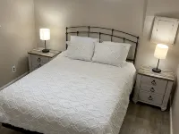 Lakehouse with Gorgeous Lake Views Hotels in Grainger County