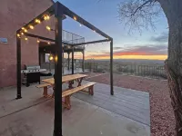 Stunning Sunrise to Sunset Views! One Acre Property - Boutique