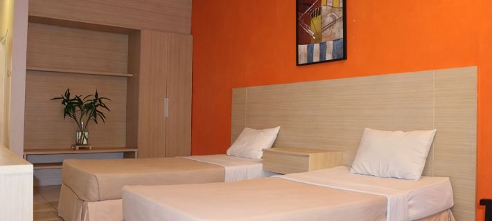 Tanjung Plaza Hotel Hoteles en Prigen
