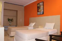 Tanjung Plaza Hotel - Indah