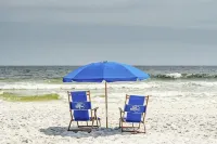 One Step to the Beach! / Spacious Beachfront Condo - Beach resorts