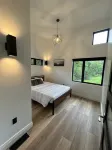 Modern House at Easy Street on the River- Large sports field and River Access! - 무료 와이파이