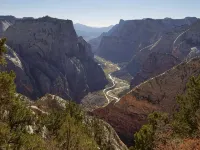 Large House with 3 King Beds 20 minutes from Bryce Canyon - 3-Star