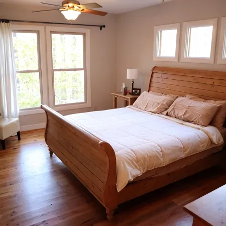 Cozy Modern Cabin near Wintergreen and Bold Rock