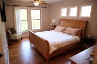 Cozy Modern Cabin near Wintergreen and Bold Rock - Homestays