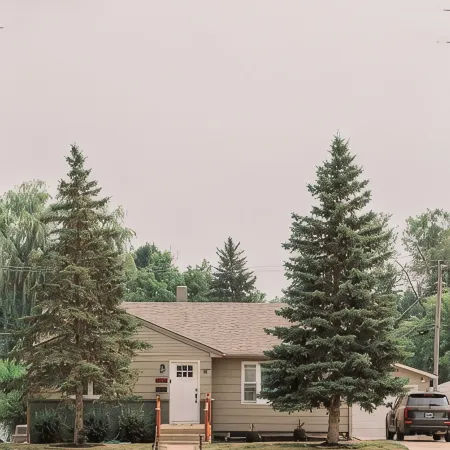 Hot Tub,  4 Bdrm, 6 Beds, 2 Baths, & Outdoor Living in Rapid City!