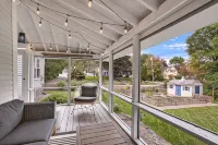 Family friendly home in heart of Cape Porpoise - balcony