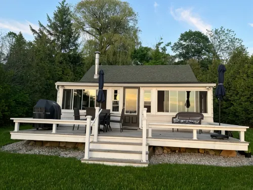 Lake Leelenau Waterfront Cottage-Close to Traverse City, Fishtown & Suttons Bay - 4-نجوم