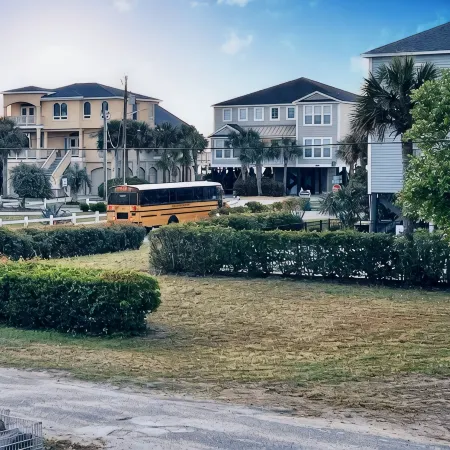 Private Neighborhood next to State Park with Secluded Beach 🏖 Booking 2025!