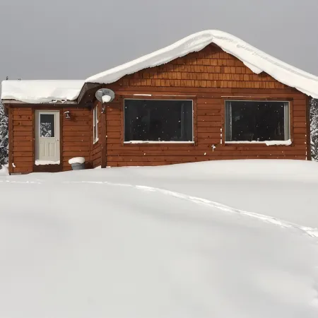 Nature Lover's Dream Home - Lake Views, Docks, Slopes & Trails!