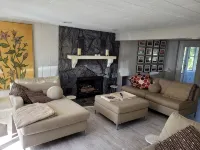 Private Home, Quiet Neighborhood, Pet Friendly. - 2-Star
