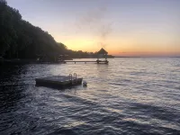120 Feet of Private Beachfront - 4 étoiles