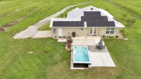 Florida Countryside Retreat-Charming 3-bedroom house with Jacuzzi and Spa pool! - 3-Star
