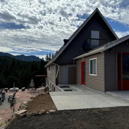 Colorado Mountain Retreat- Sleeps 16+ - Lake River Creek - Wedding Reunion Event