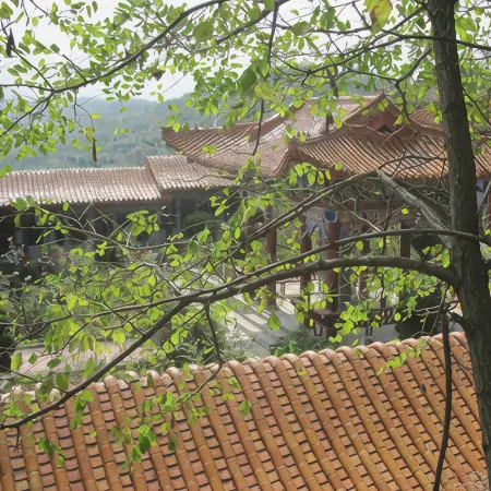 Shengshi Qiuchi Hotel