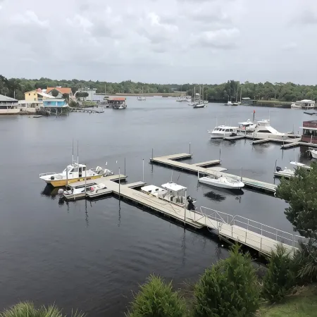 Stunning Top Floor Views of The Steinhatchee River with Private Boat Slip /Pool!