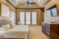 Family Resort with Pool, Spa, Theater, Game Room on Golf Course! - balcony