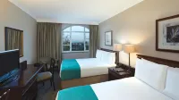 The Ridge Hotel - Bares