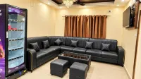 Hotel Serenity Inn - 2성급