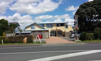 Orewa Pillows Lodge