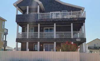 Pierhouse Bed & Breakfast