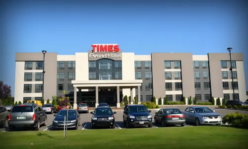 Grand Times Hotel – Aeroport de Quebec Hotels in L'Ancienne-Lorette