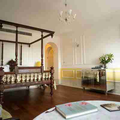 The Glenburn Penthouse Rooms
