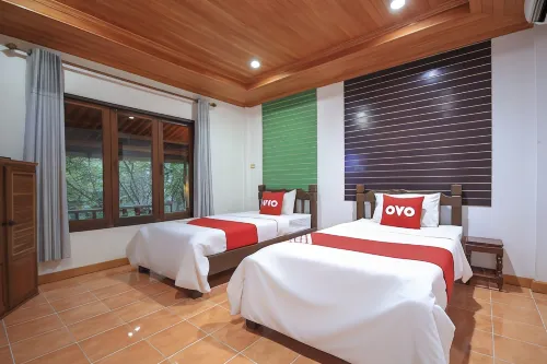 Loy Chalet Resort - Parking